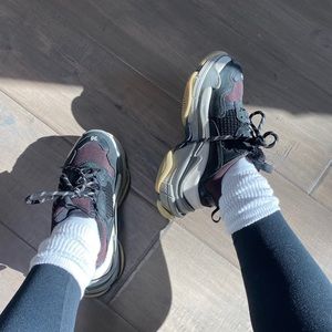 Holiday SALE | Balenciaga Triple S 36